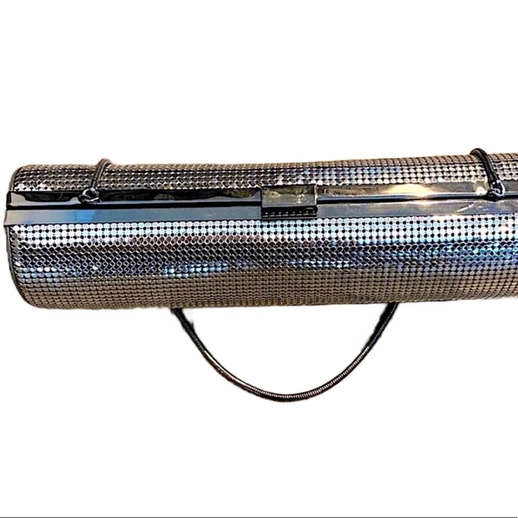 ๐HP๐๐VERY RARE STUNNING WHITING & DAVIS SEQUIN MESH CYLINDER BAG CLUTCH๐ - Picture 4 of 9